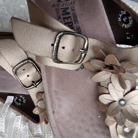 Mephisto Thong Sandals - Picture 3 of 8